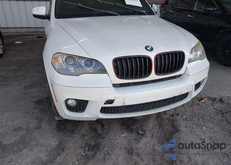 2012 BMW X5 xDrive50I z USA, uszkodzony, nr VIN 5UXZV8C56CL426016